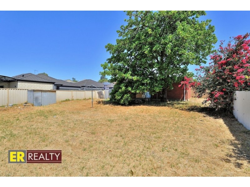 3 Robertsbridge Road, Nollamara WA 6061