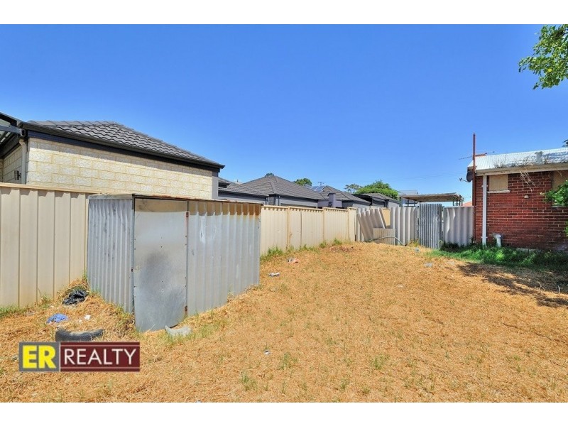 3 Robertsbridge Road, Nollamara WA 6061