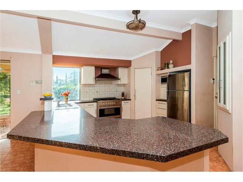 39 Bordeaux Lane, The Vines WA 6069