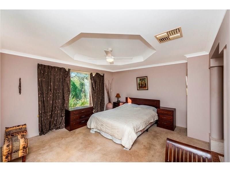 39 Bordeaux Lane, The Vines WA 6069