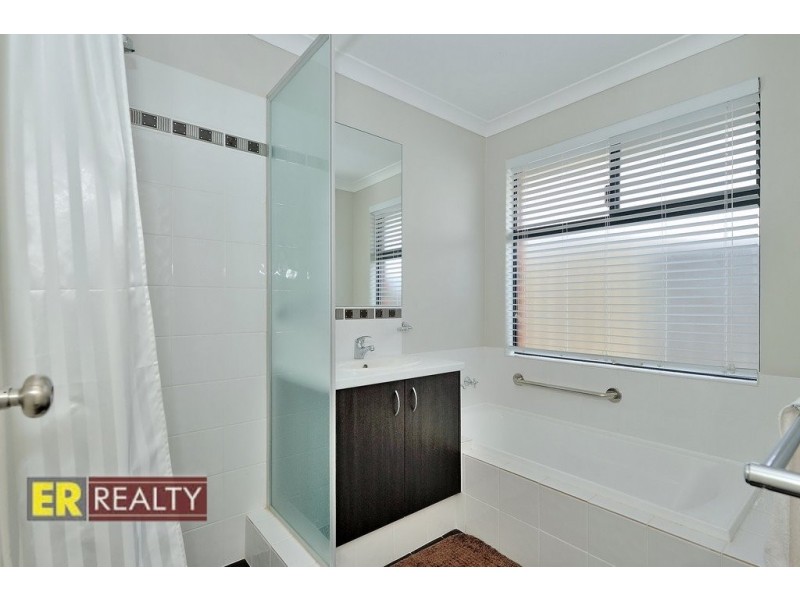 18 Coree Lane, Ellenbrook WA 6069