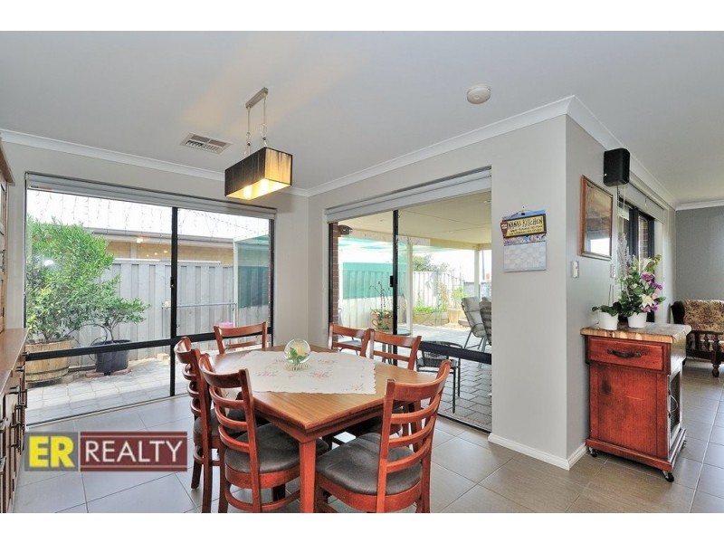 18 Coree Lane, Ellenbrook WA 6069