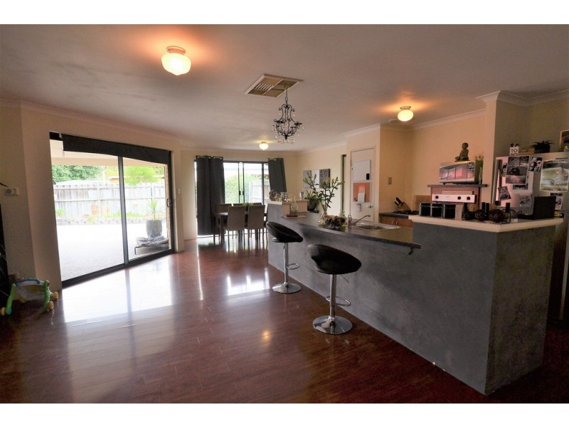 26 Flora Valley Grove, Ellenbrook WA 6069