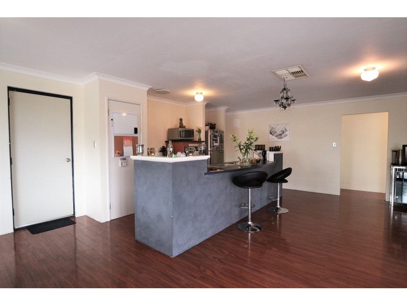 26 Flora Valley Grove, Ellenbrook WA 6069