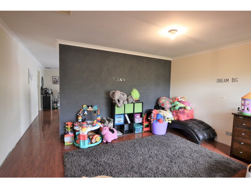 26 Flora Valley Grove, Ellenbrook WA 6069