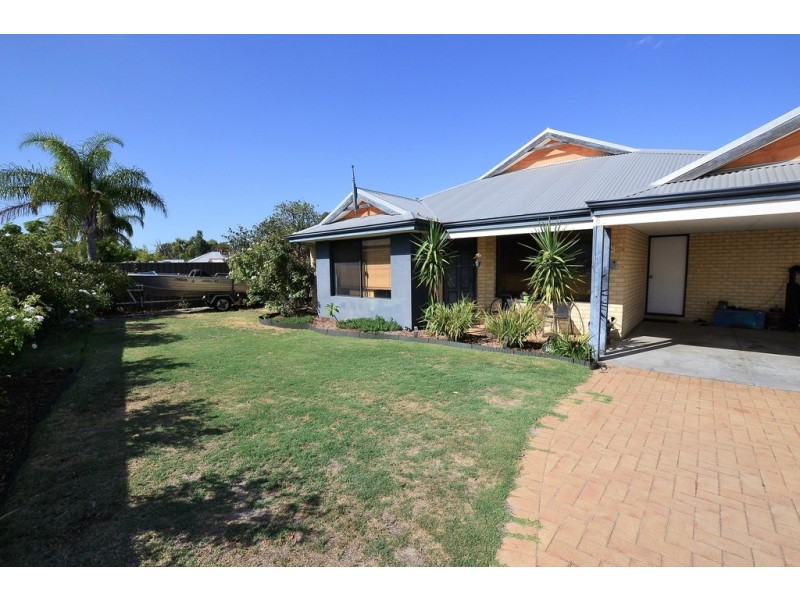 26 Flora Valley Grove, Ellenbrook WA 6069