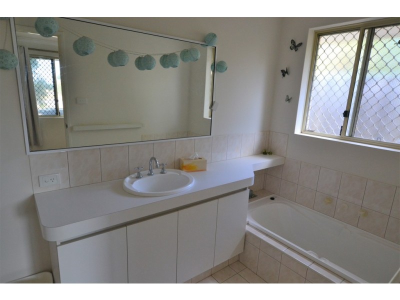 1/51 Burton Retreat, Stratton WA 6056