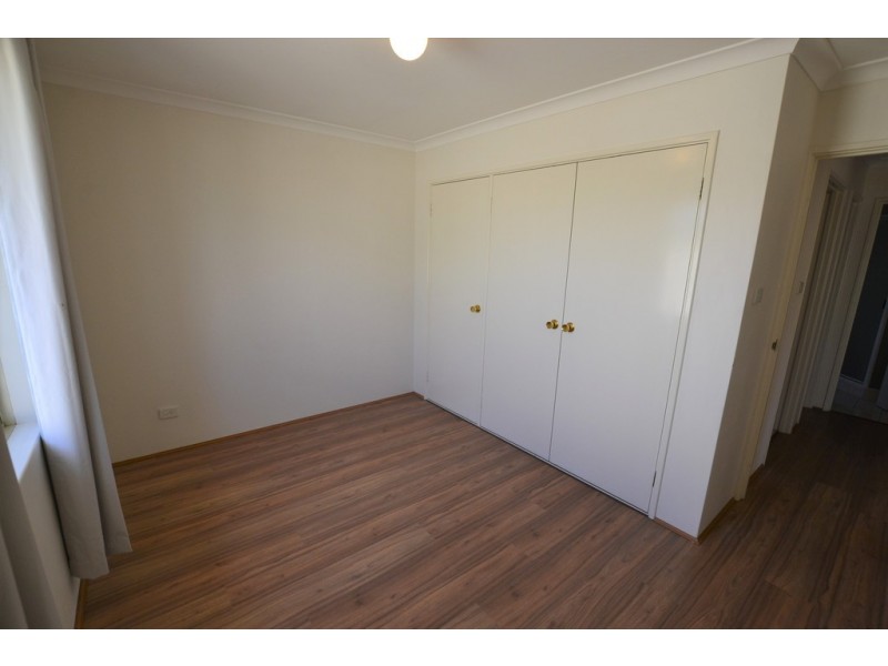 1/51 Burton Retreat, Stratton WA 6056