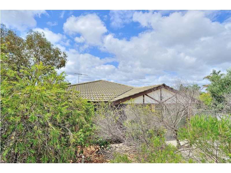 5 Meehan Close, Mirrabooka WA 6061