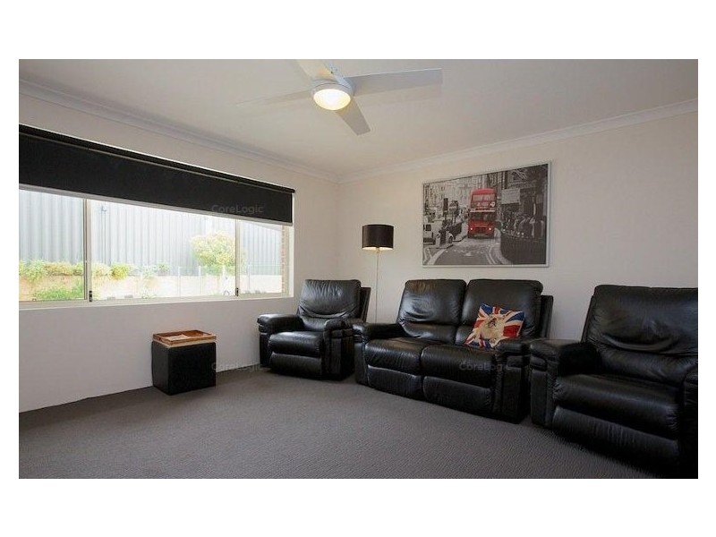 16 Aston Chase, Aveley WA 6069