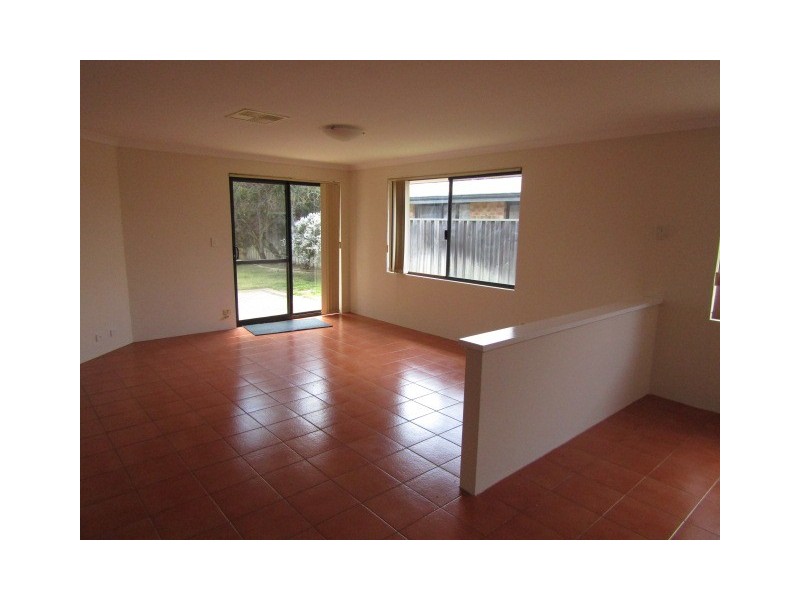 6 Moyle Way, Henley Brook WA 6055