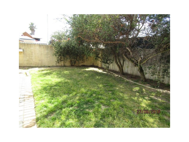 6 Moyle Way, Henley Brook WA 6055