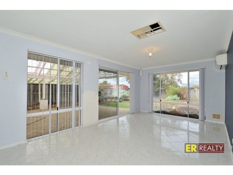 22 Snow Wood Avenue, Ellenbrook WA 6069