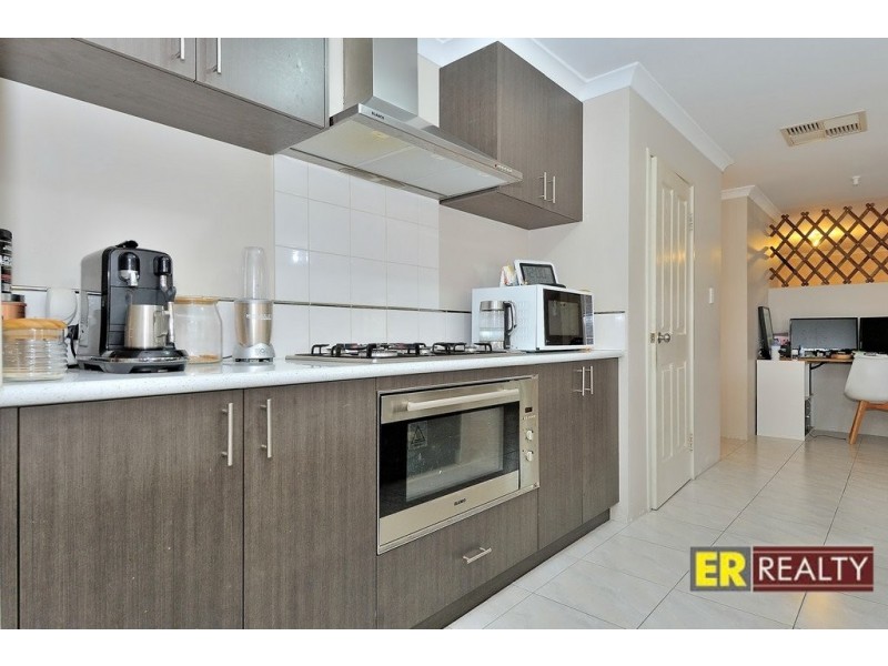 31 Brandalier Turn, Aveley WA 6069