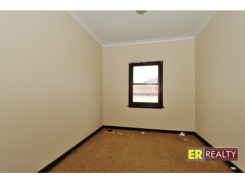 16 Piedmont Street, Nollamara WA 6061