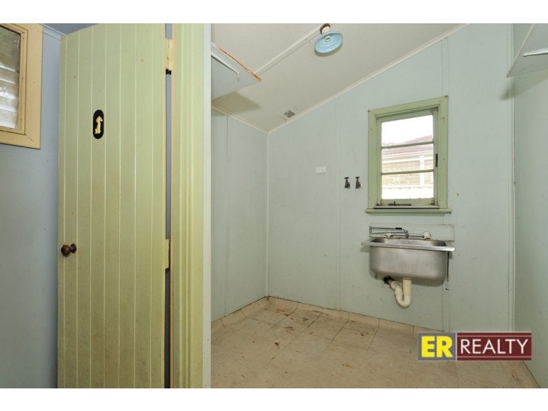 16 Piedmont Street, Nollamara WA 6061