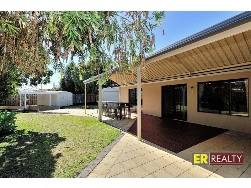 15 Brentwood Way, The Vines WA 6069