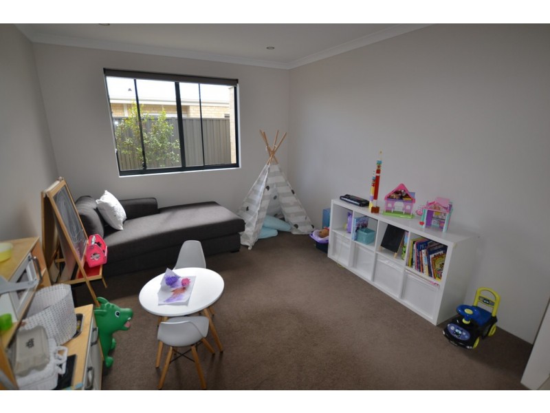 13 Seddon Parade, Alkimos WA 6038