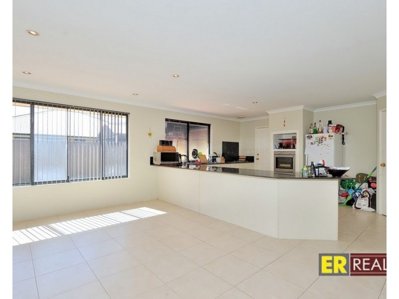 21 Edgecombe Pass, Aveley WA 6069