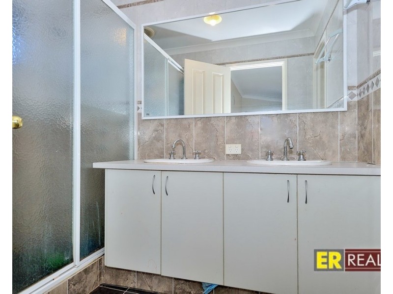 21 Edgecombe Pass, Aveley WA 6069
