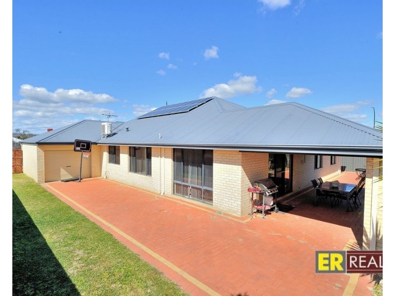 21 Edgecombe Pass, Aveley WA 6069