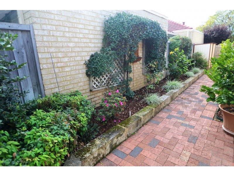 46 Tanami Circle, Ellenbrook WA 6069