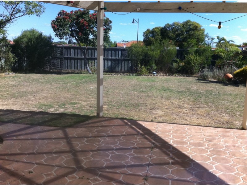 35 Sunray Circle, Ellenbrook WA 6069