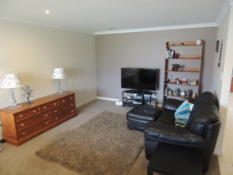 78 Amethyst Parkway, Aveley WA 6069