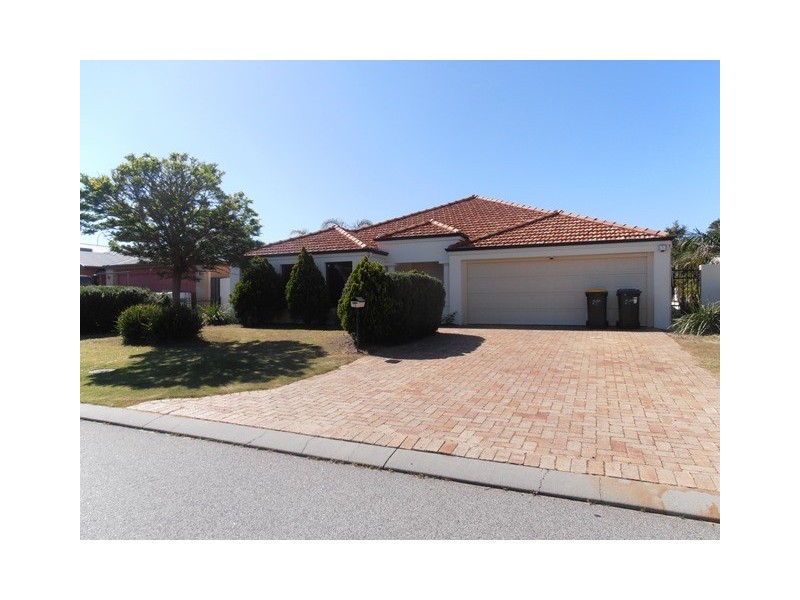 10 Welara Circle, Henley Brook WA 6055