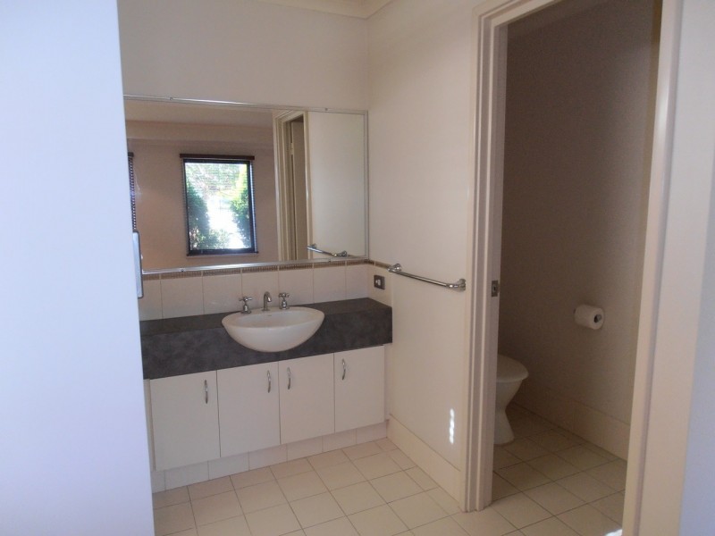 10 Welara Circle, Henley Brook WA 6055