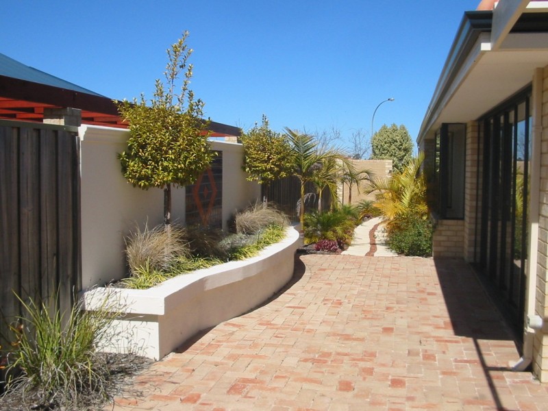 10 Welara Circle, Henley Brook WA 6055