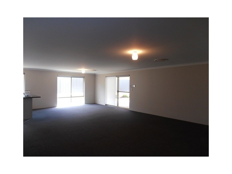 54 Safford Avenue, Aveley WA 6069