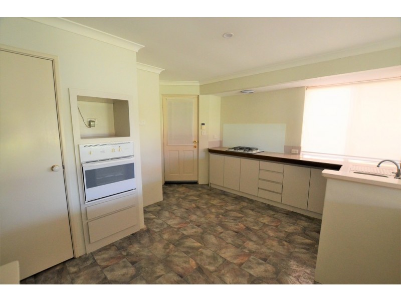 56 Bronzewing Avenue, Ellenbrook WA 6069