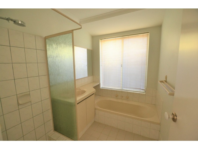 56 Bronzewing Avenue, Ellenbrook WA 6069