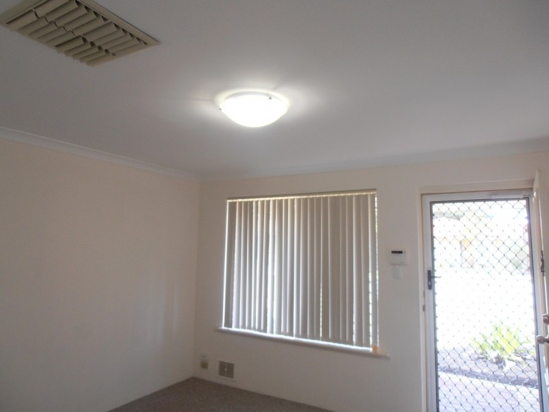 14 Beaufortia Crescent, Ellenbrook WA 6069