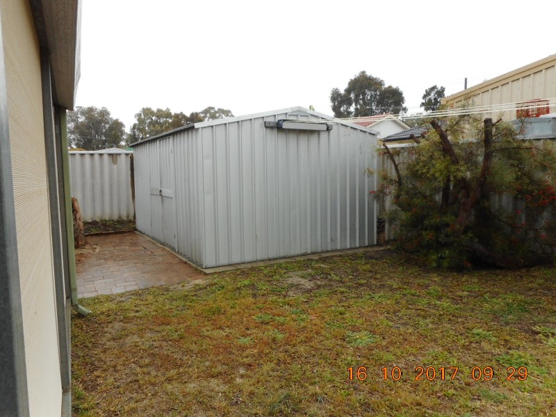 2 McKay Place, Bullsbrook WA 6084