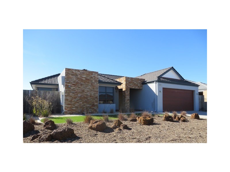 3 Weyba Turn, Ellenbrook WA 6069