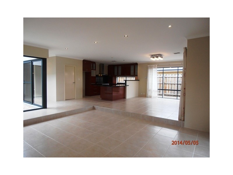 3 Weyba Turn, Ellenbrook WA 6069