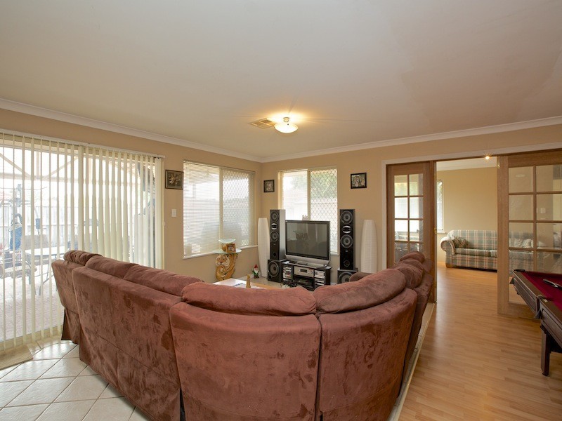 46 Bronzewing Avenue, Ellenbrook WA 6069