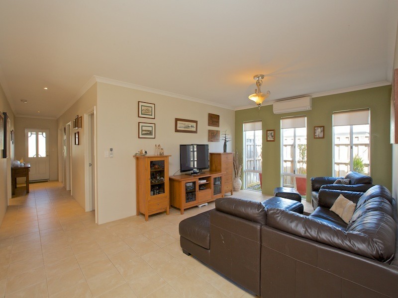 56 Oakhill Heights, Ellenbrook WA 6069