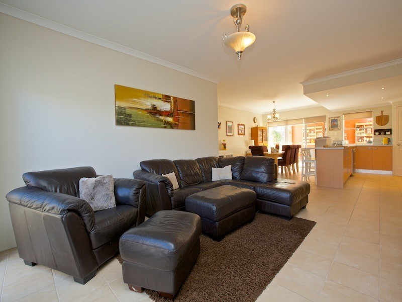 56 Oakhill Heights, Ellenbrook WA 6069