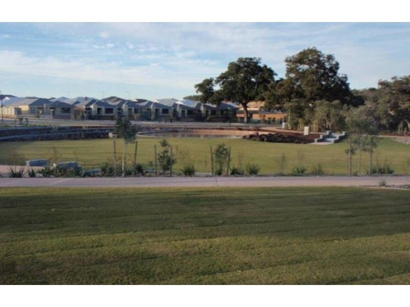42 Musselbrook Trail, Ellenbrook WA 6069