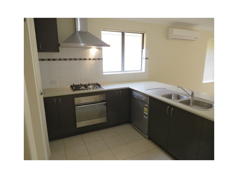 30 Musselbrook Trail, Ellenbrook WA 6069