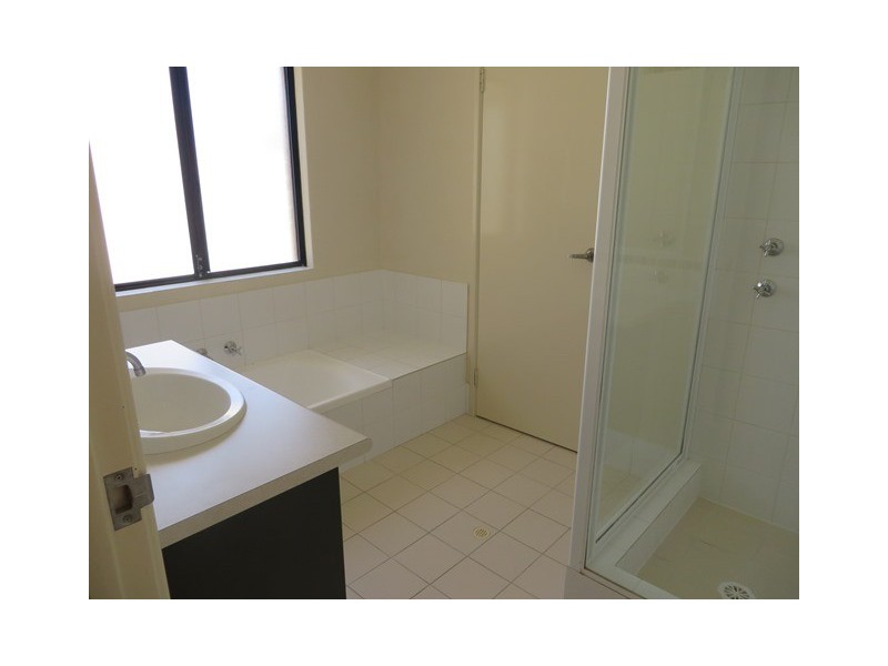 30 Musselbrook Trail, Ellenbrook WA 6069