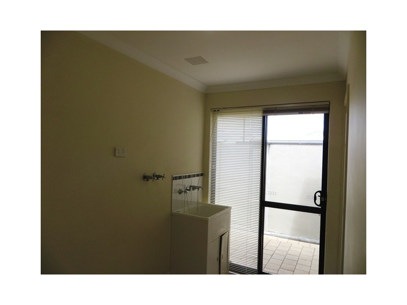 30 Musselbrook Trail, Ellenbrook WA 6069