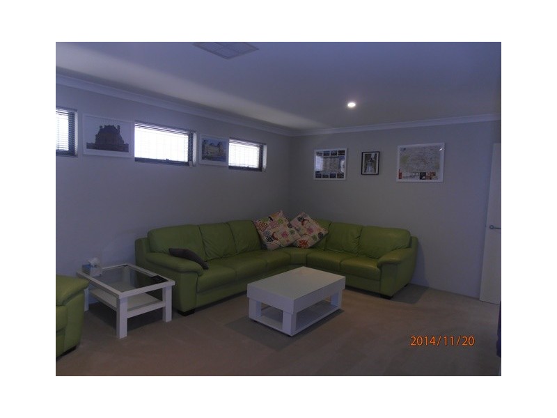 7 Hestercombe Way, Landsdale WA 6065