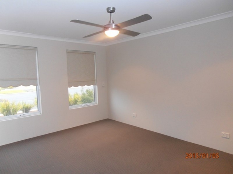 10 Edgecombe Pass, Aveley WA 6069