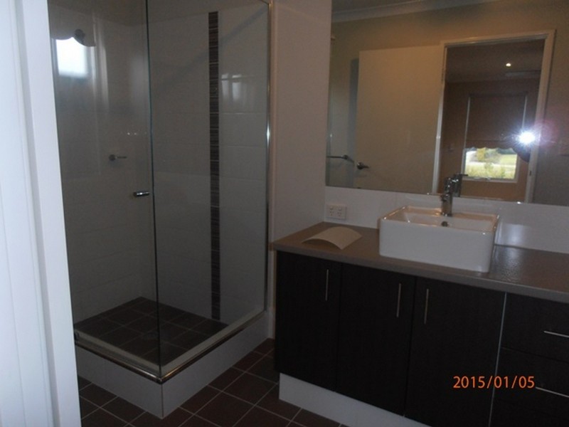 10 Edgecombe Pass, Aveley WA 6069