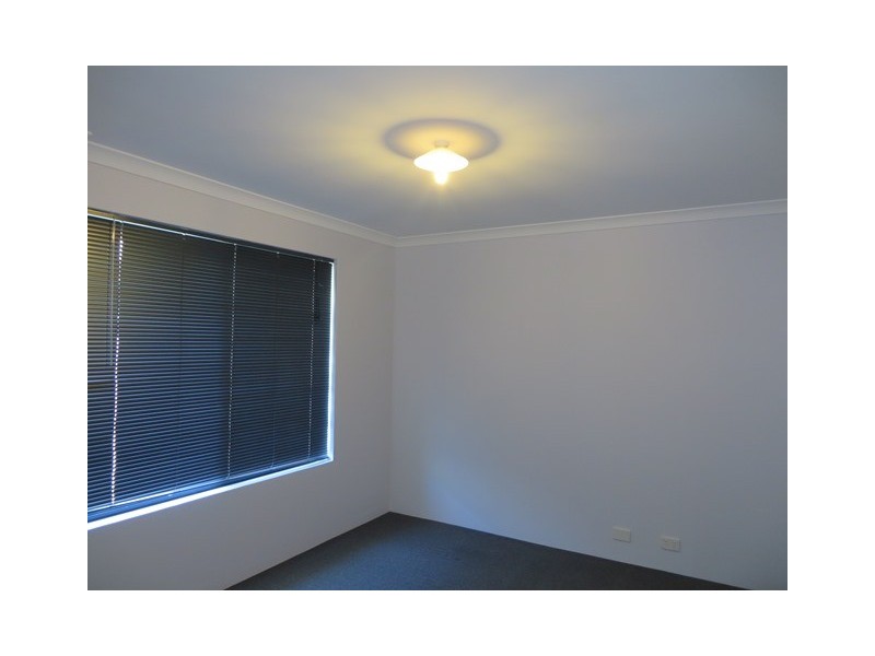 14 Birchmore Gardens, Ellenbrook WA 6069
