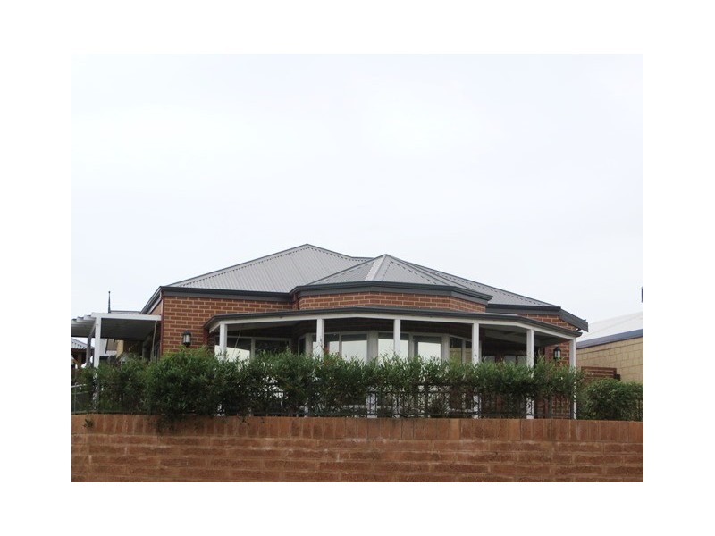 25 Lomas Circle, Ellenbrook WA 6069